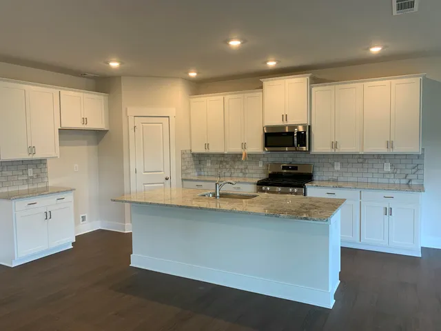 $469,900 | 9139 Glimmer Lane, Unit 162, Ooltewah, TN 37363