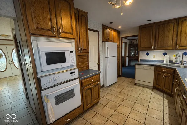 $249,900 | 1812 East Crystal Creek Drive, Terre Haute, IN 47802