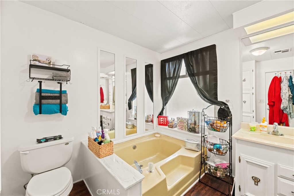 2964 Silver Oak Way Hemet, CA 92545 - Photo 35 of 60