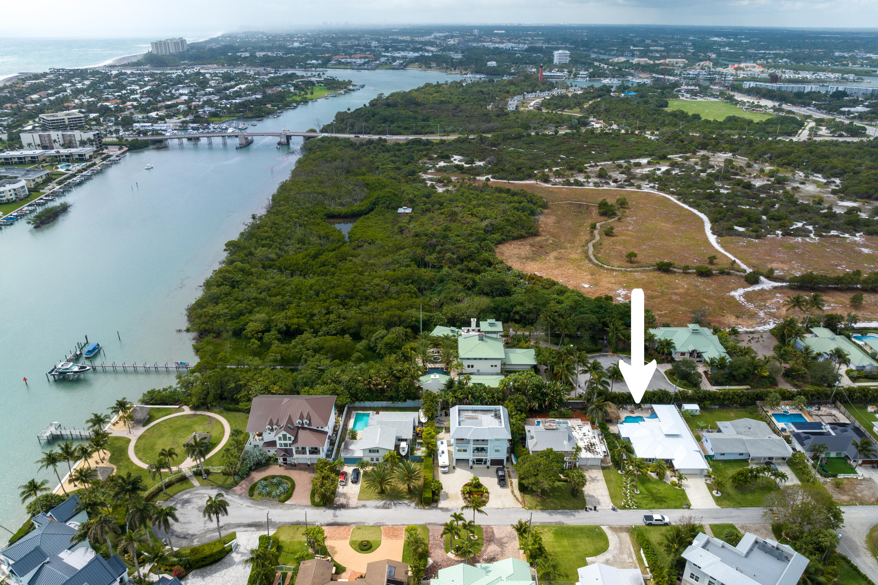 3248 Cove Road Jupiter, FL 33469 - Photo 4 of 36 3248 Cove Rd Jupiter FL 33469-print-004-