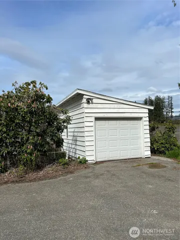 $700,000 | 3647 Trails End Road Northwest, Bremerton, WA 98312