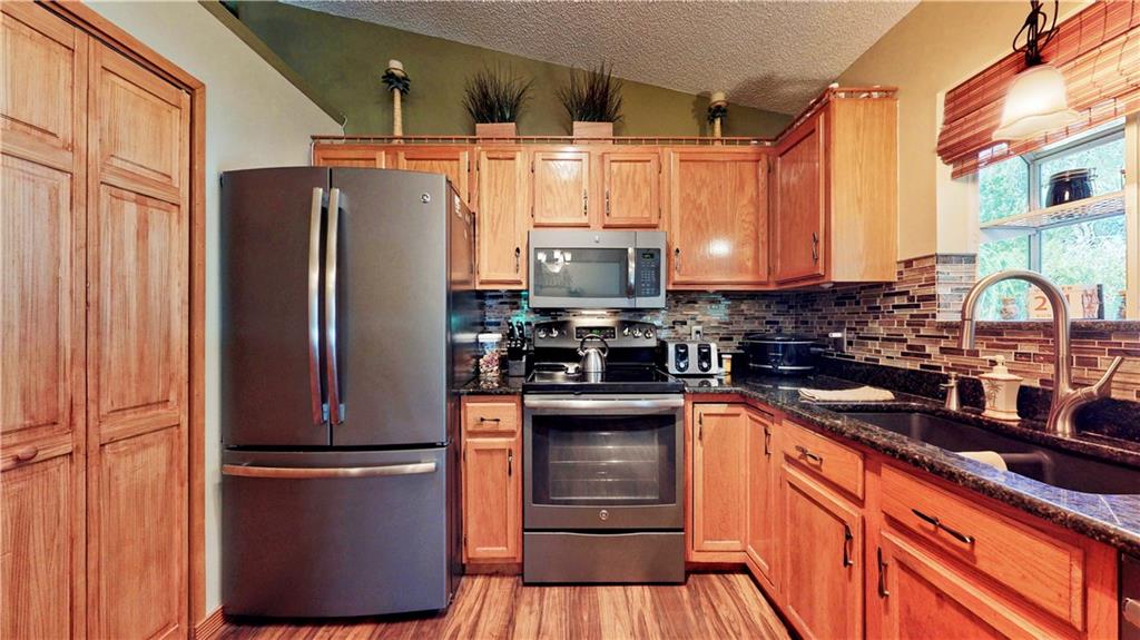 7906 Kenwood Road Fort Pierce, FL 34951 - Photo 8 of 36 Gallery Image 8