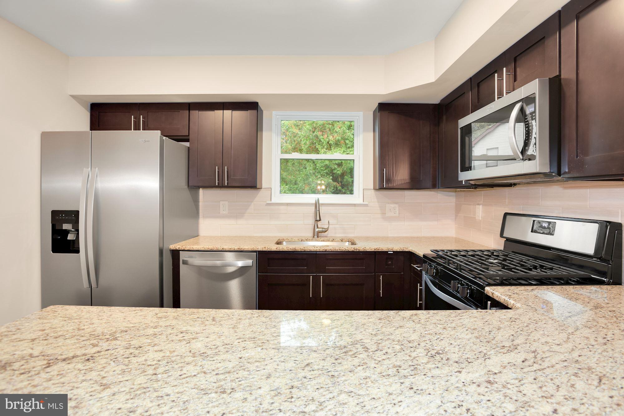 27 Stratford Road Clementon, NJ 08021 - Photo 13 of 25