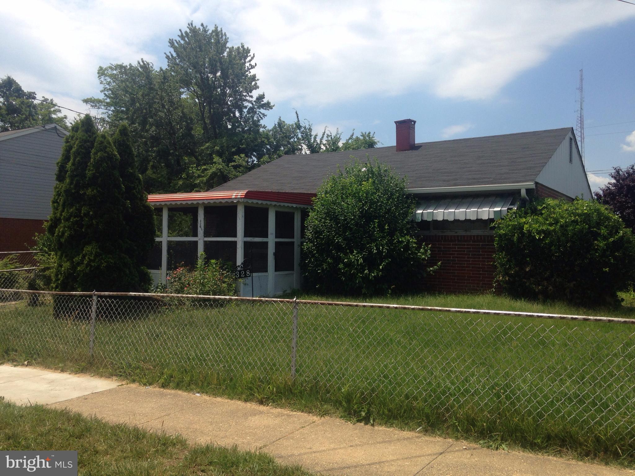 328 Suter Road Catonsville, MD 21228 - Photo 1 of 3 Exterior (Front)