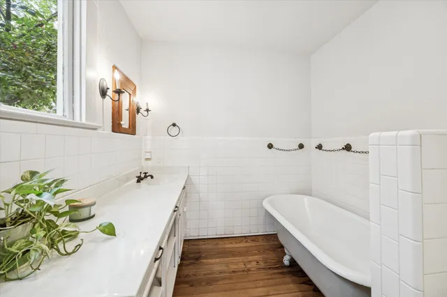 $495,000 | 701 West Third Street, Brenham, TX 77833