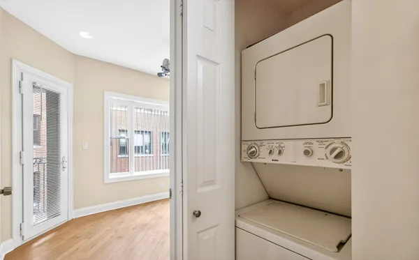 $199,900 | 906 West Winona Street, Unit 2S, Chicago, IL 60640