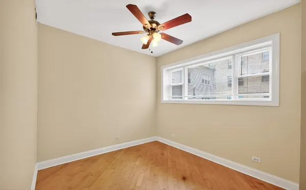 $199,900 | 906 West Winona Street, Unit 2S, Chicago, IL 60640