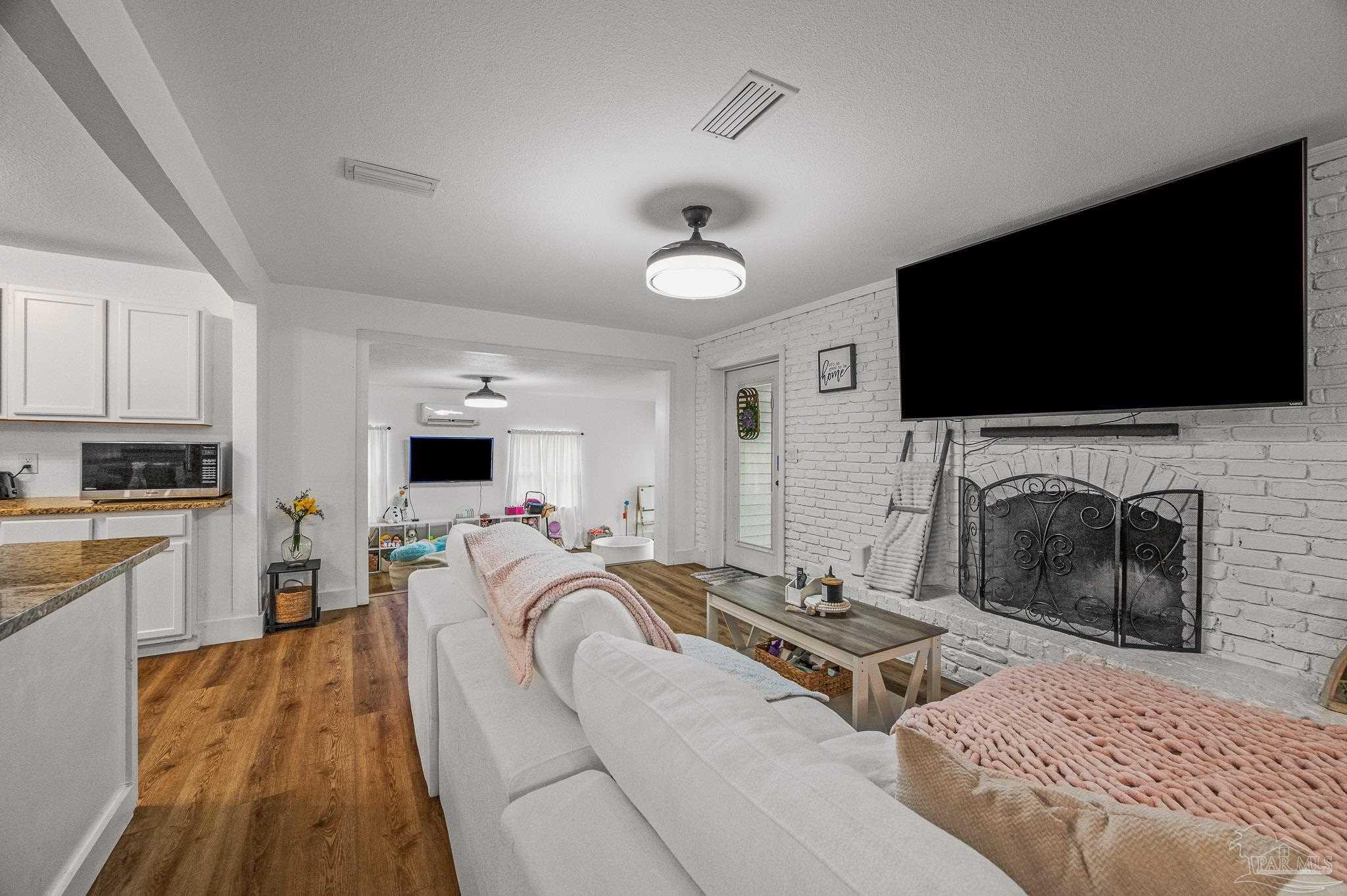 8423 Kause Road Pensacola, FL 32506 - Photo 14 of 48