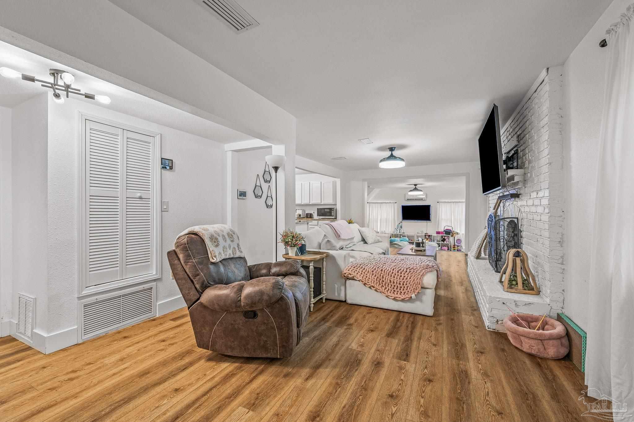 8423 Kause Road Pensacola, FL 32506 - Photo 17 of 48