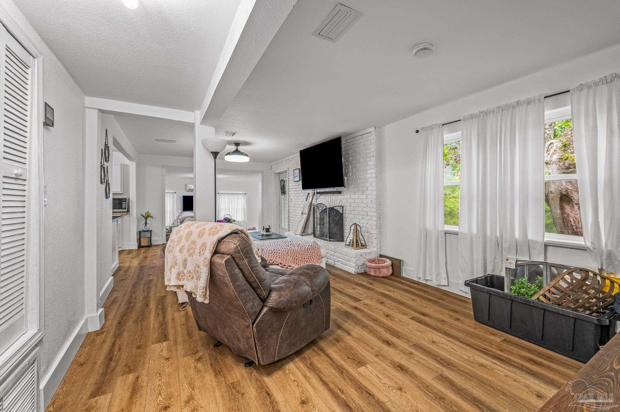 8423 Kause Road Pensacola, FL 32506 - Photo 20 of 48