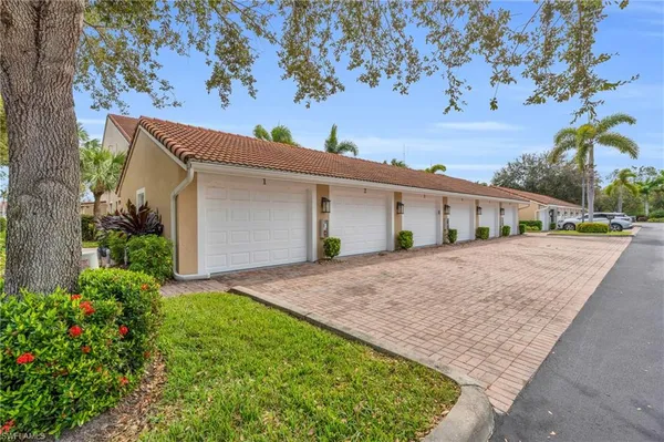 $439,999 | 2365 Hidden Lake Court, Unit 8001, Naples, FL 34112