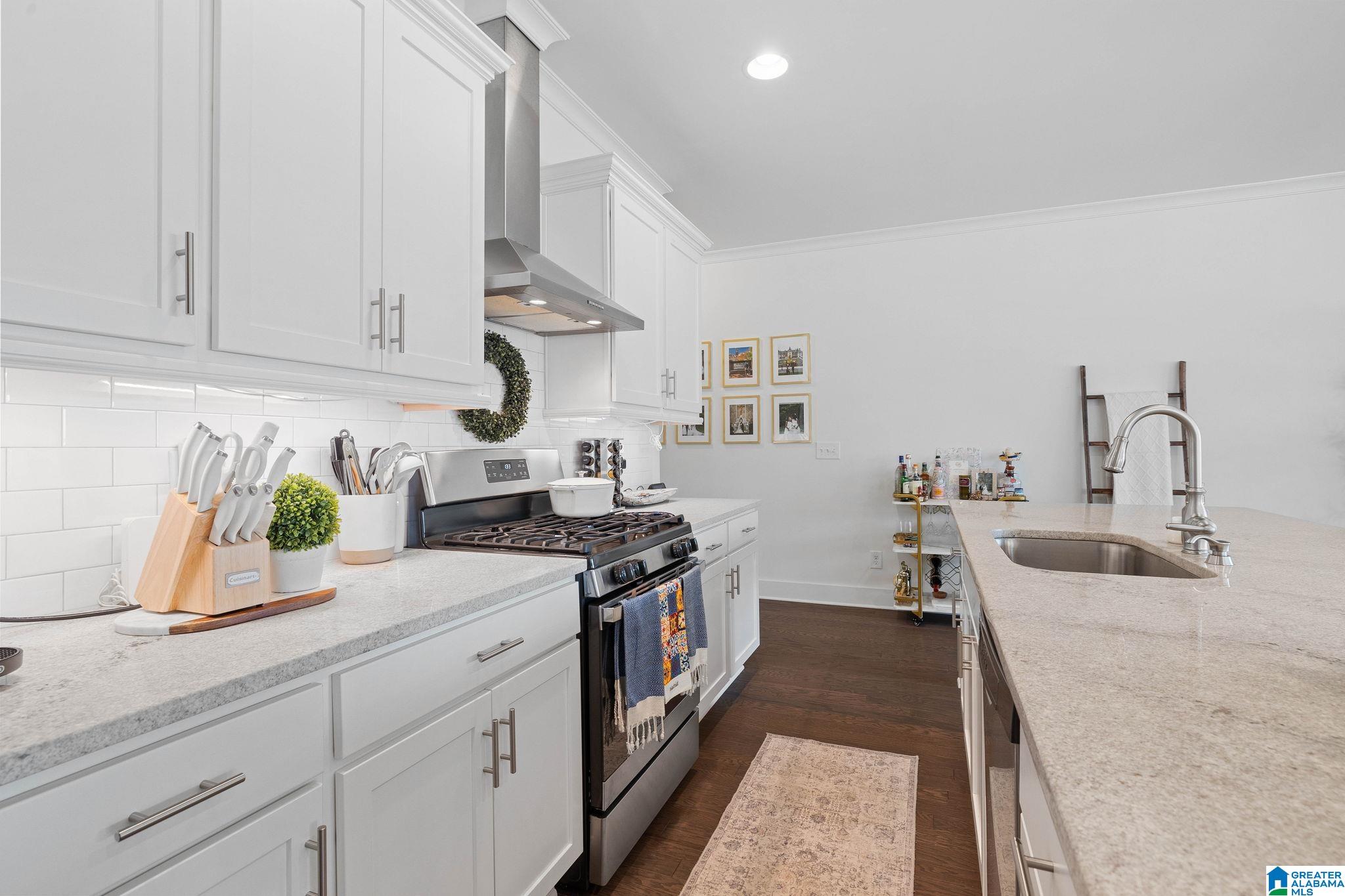 746 Pineview Road Birmingham, AL 35210 - Photo 27 of 47
