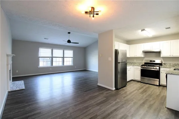$1,895 | 2363 Mills Bend, Decatur, GA 30034