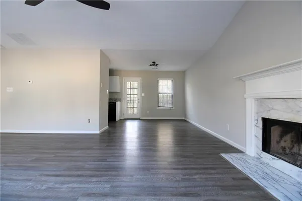 $1,895 | 2363 Mills Bend, Decatur, GA 30034