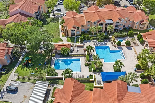 $2,300 | 10610 Southwest 158th Court, Unit 105, Miami, FL 33196