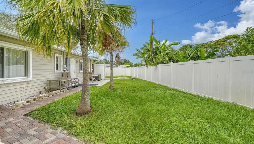 1560 Poinciana Road Venice, FL 34293 - Photo 29 of 33 Gallery Image 29