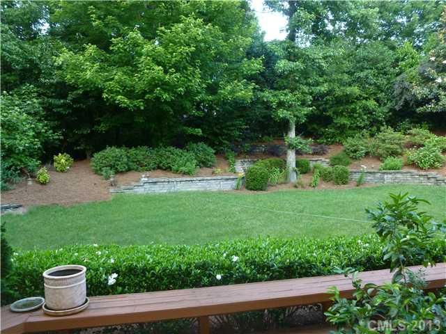 310 Sardis Pointe Road Matthews, NC 28105 - Photo 5 of 11 Gallery Image 5