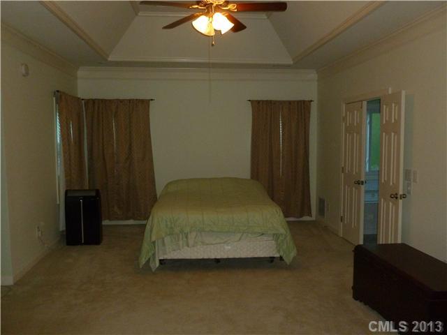 310 Sardis Pointe Road Matthews, NC 28105 - Photo 9 of 11 Gallery Image 9