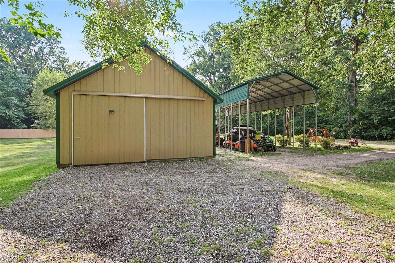 10194 Bunton Road Willis, MI 48191 - Photo 28 of 37 Gallery Image 28
