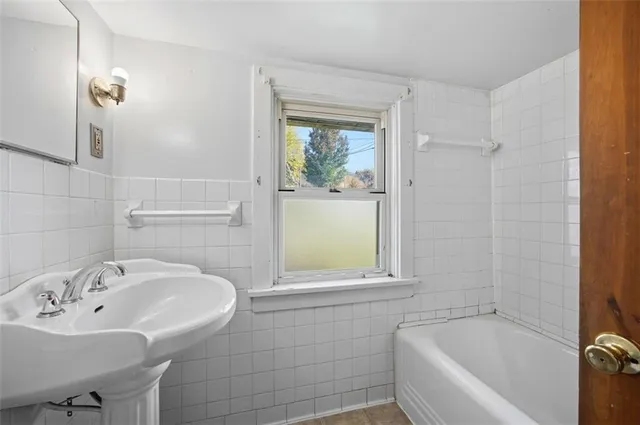 $150,000 | 132 Burns Street, Imperial, PA 15126