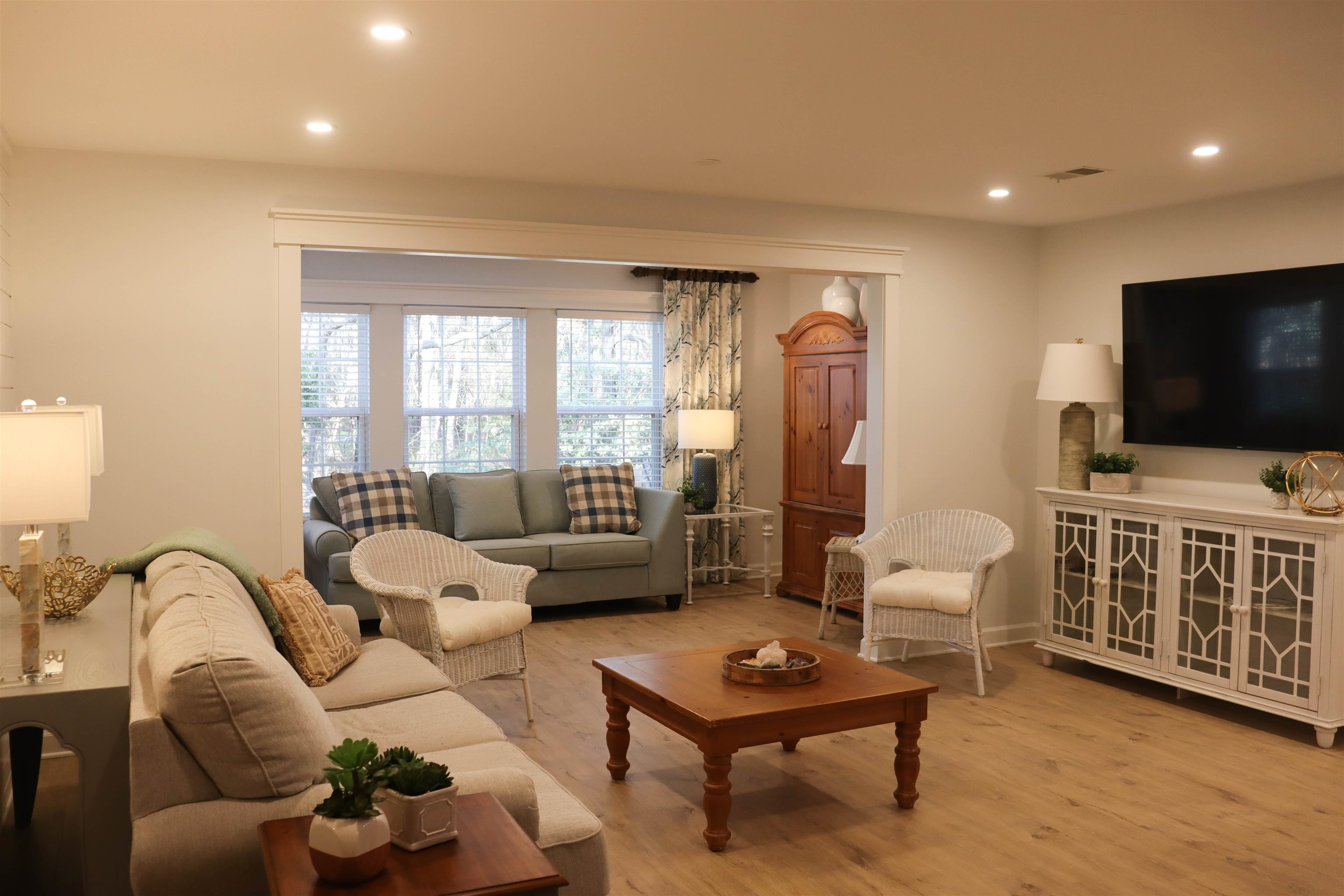 4384 Daphne Lane, Unit C Murrells Inlet, SC 29576 - Photo 2 of 28