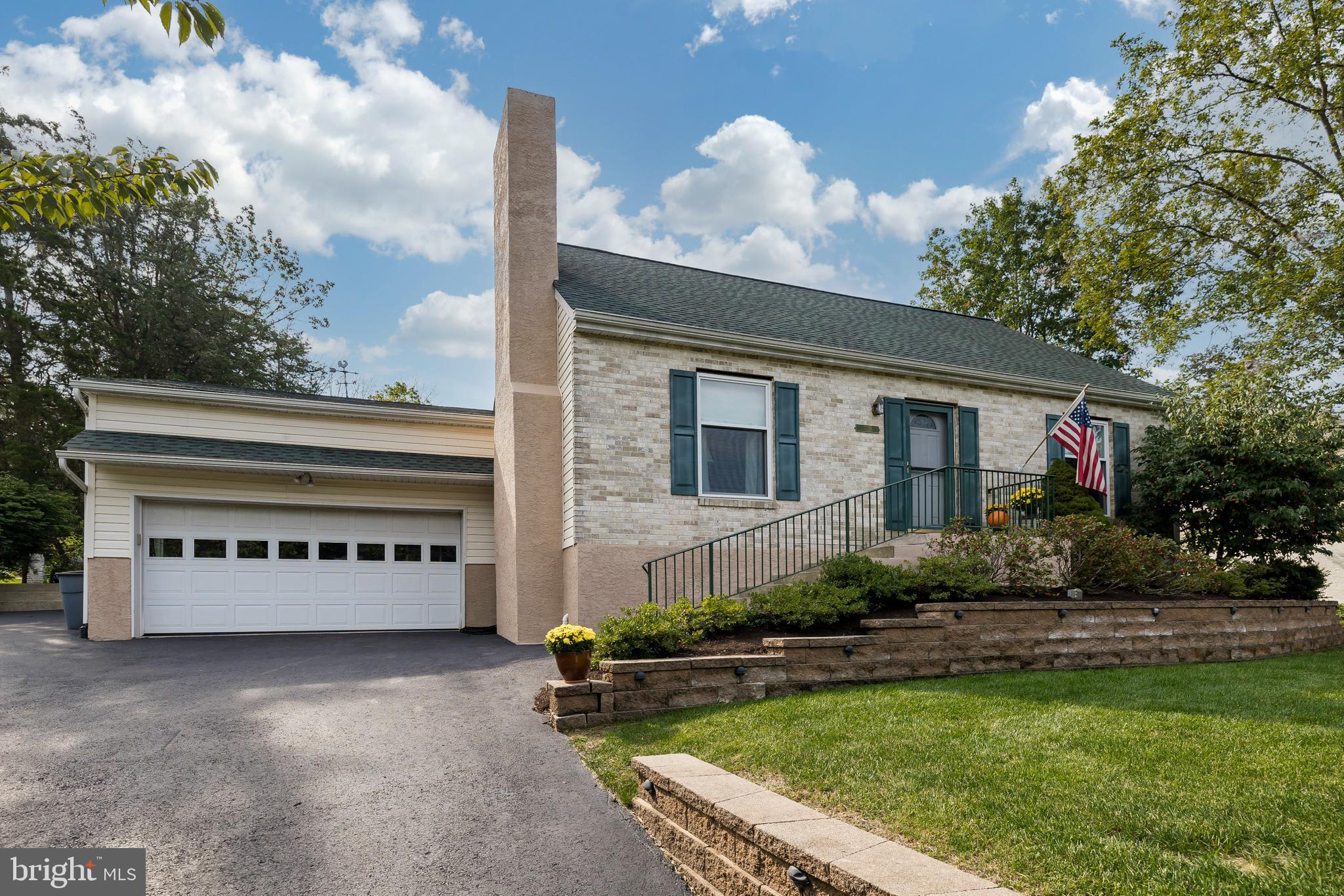 1378 North Valley Road Pottstown, PA 19464 - Photo 1 of 44 Gallery Image 1