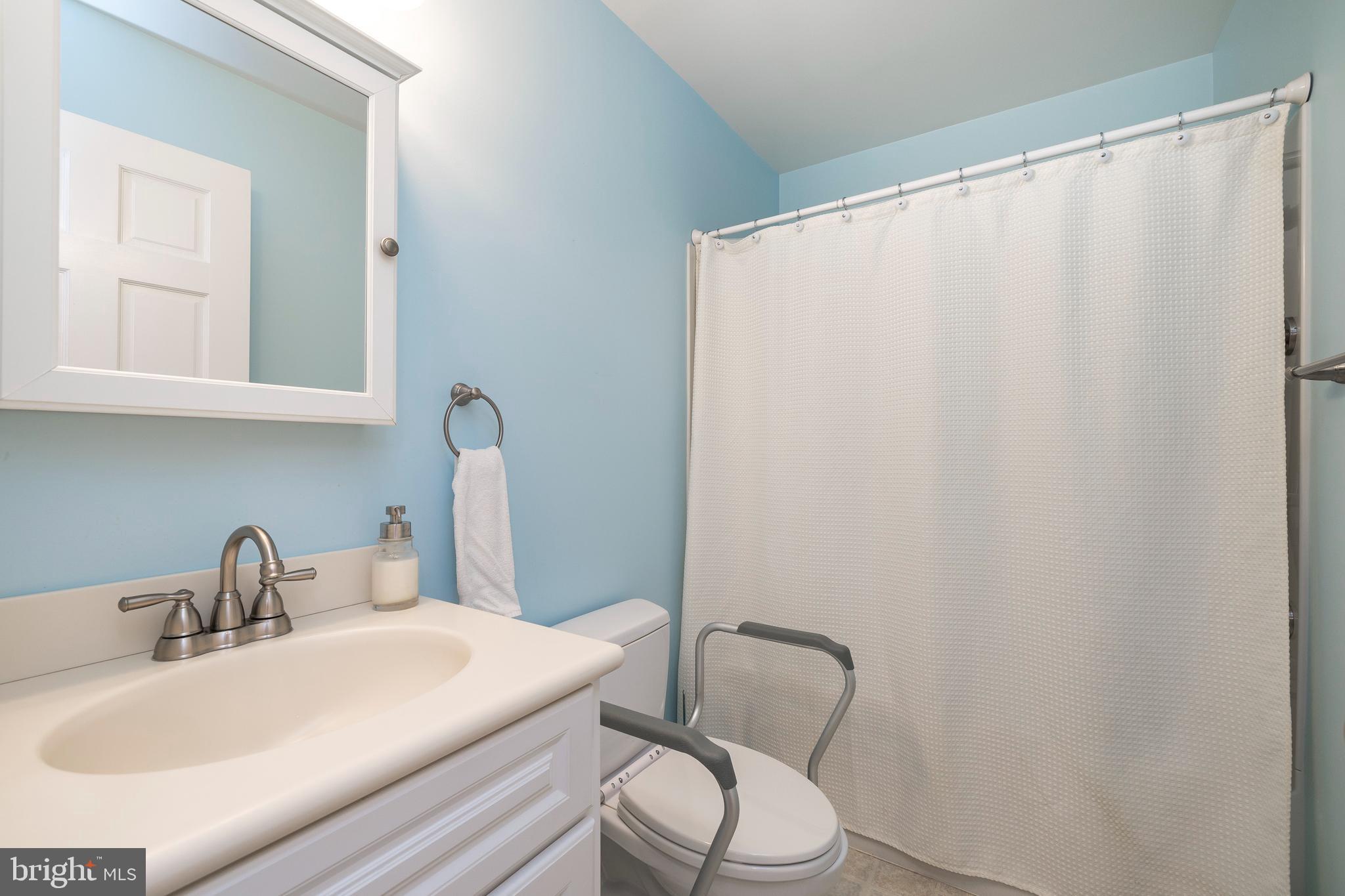 1378 North Valley Road Pottstown, PA 19464 - Photo 15 of 44 Gallery Image 15