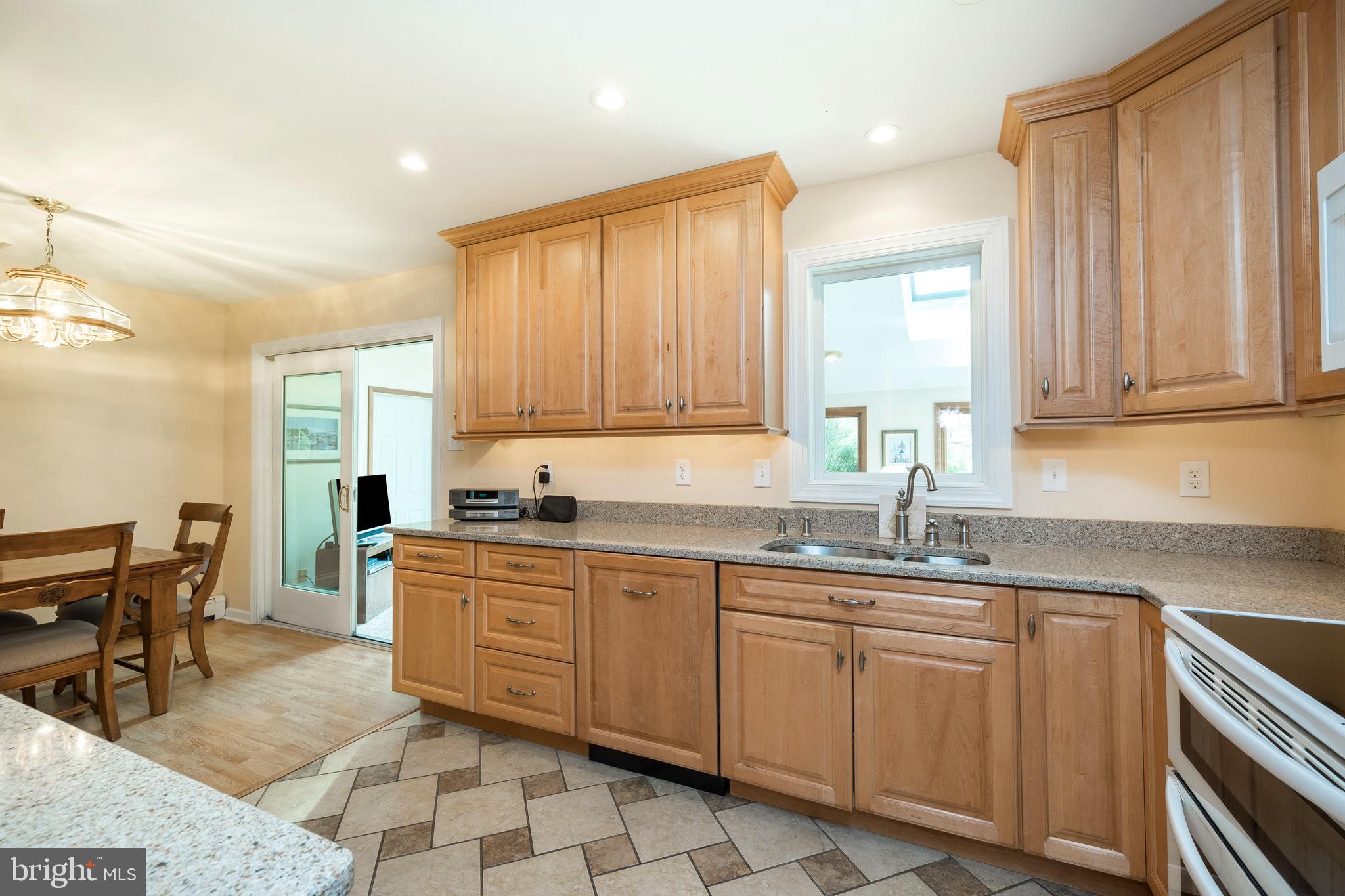 1378 North Valley Road Pottstown, PA 19464 - Photo 7 of 44 Gallery Image 7