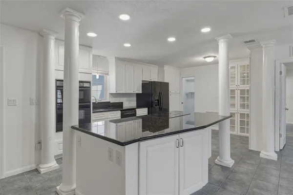 $2,500 | 11178 112th Avenue, Largo, FL 33778