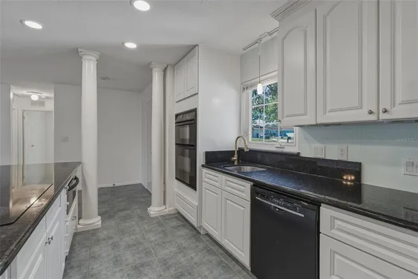 $2,500 | 11178 112th Avenue, Largo, FL 33778