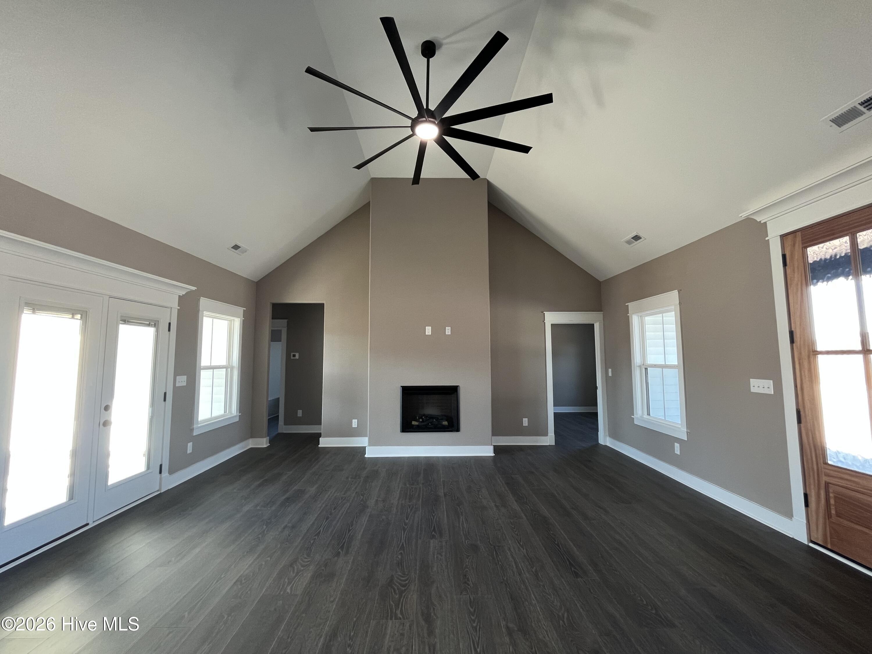 148 Samson Way Barco, NC 27917 - Photo 2 of 38 IMG_2770 (1)