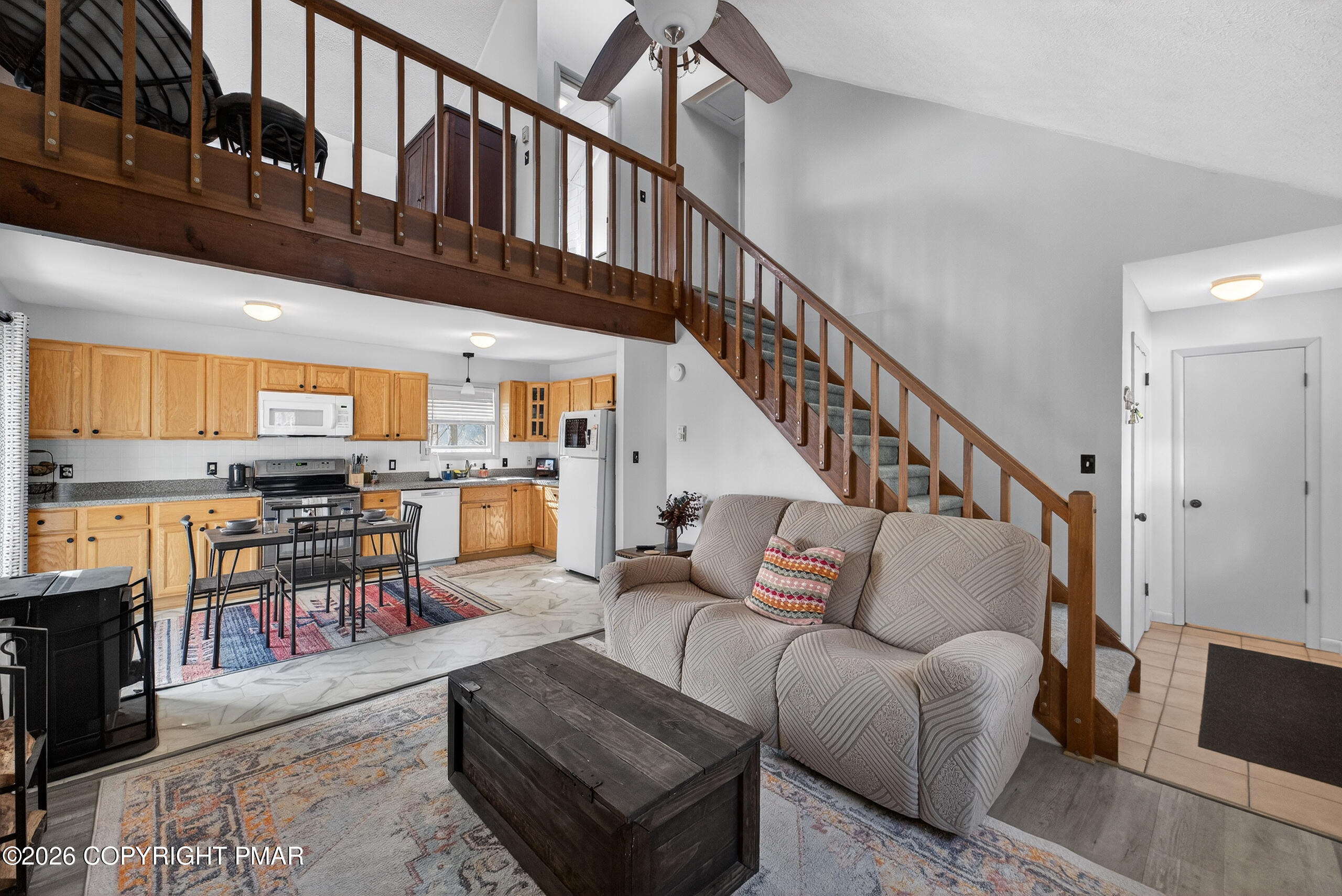 185 Salisbury Road Bushkill, PA 18324 - Photo 11 of 45 Living Room View 2