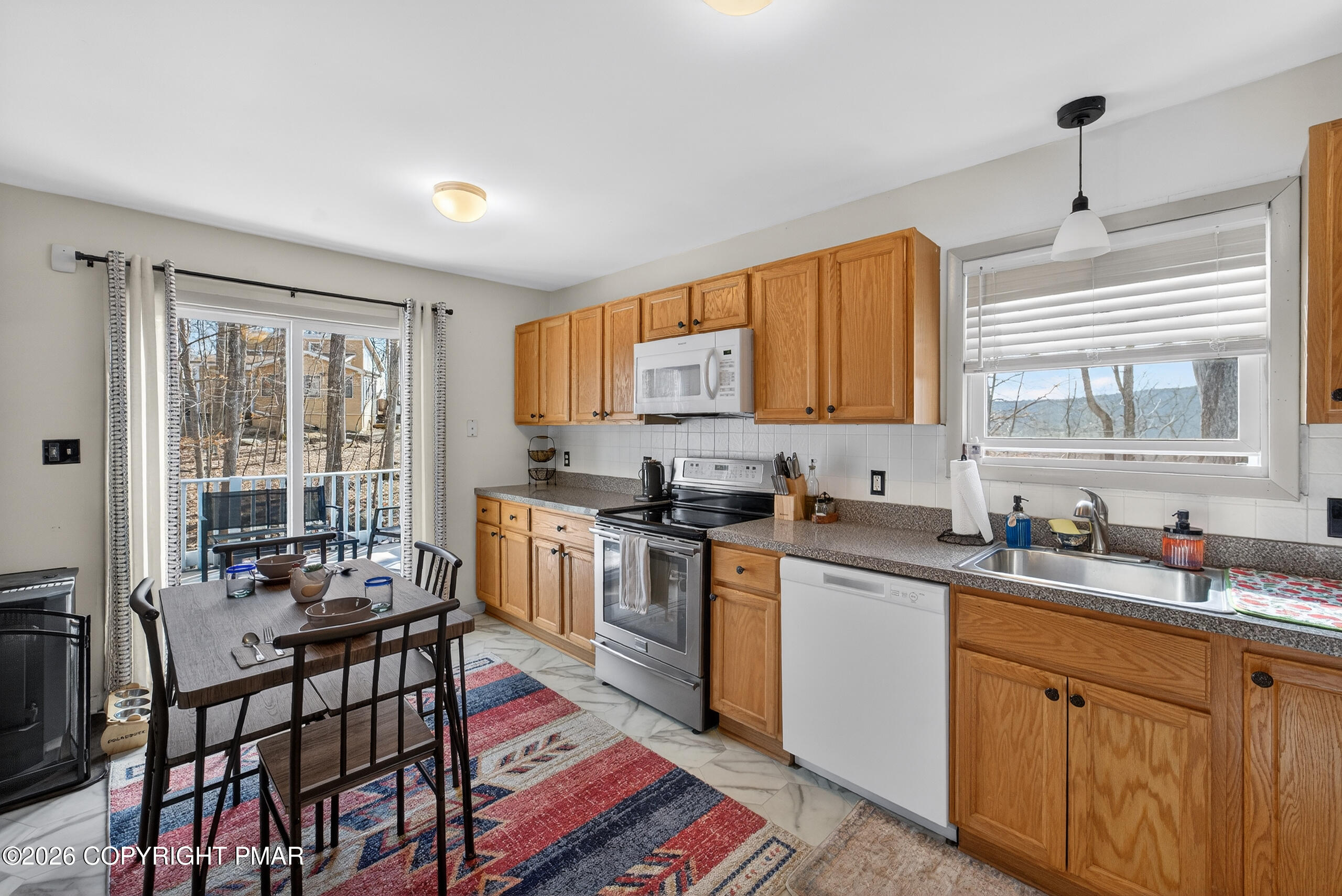 185 Salisbury Road Bushkill, PA 18324 - Photo 14 of 45 Kitchen View 2