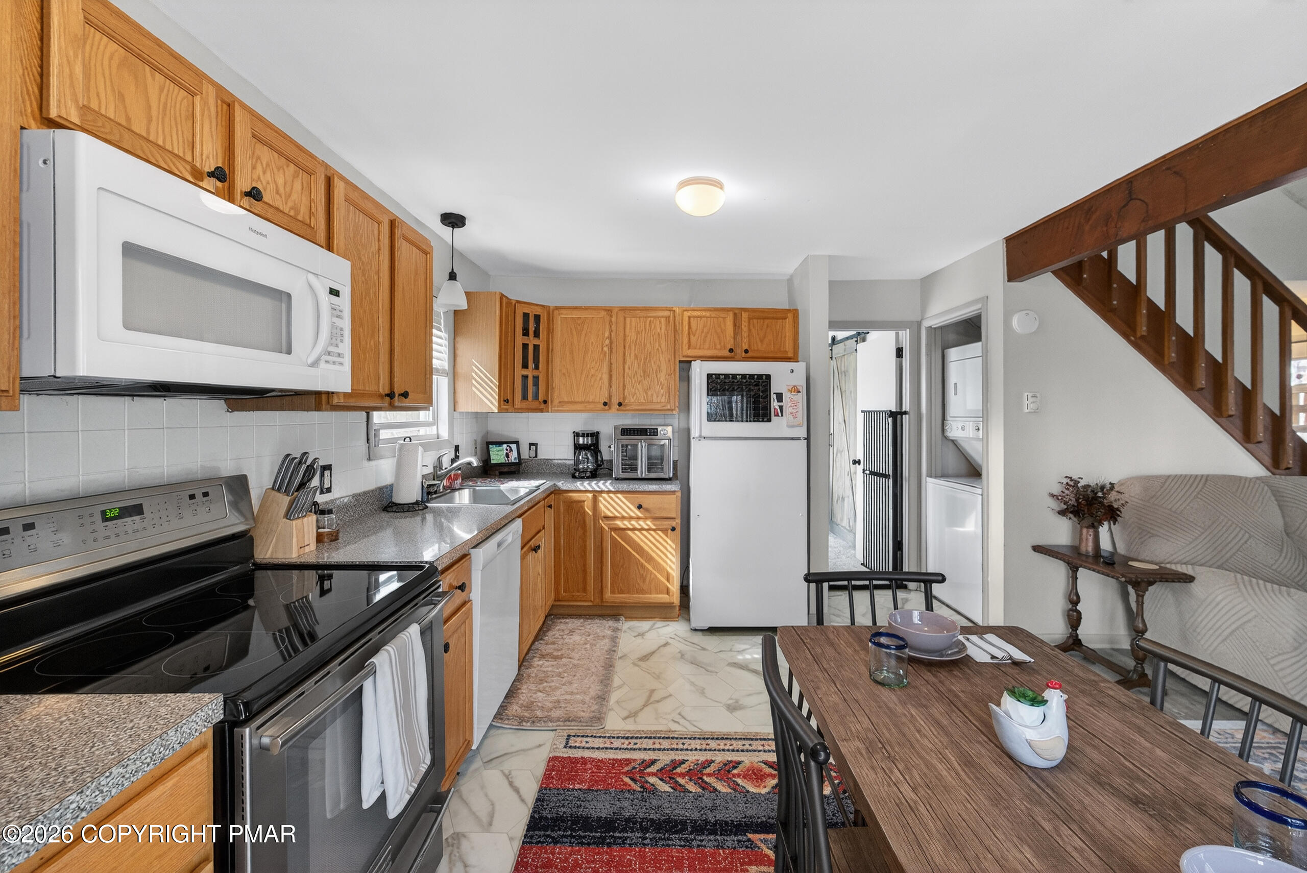 185 Salisbury Road Bushkill, PA 18324 - Photo 16 of 45 Kitchen View 3