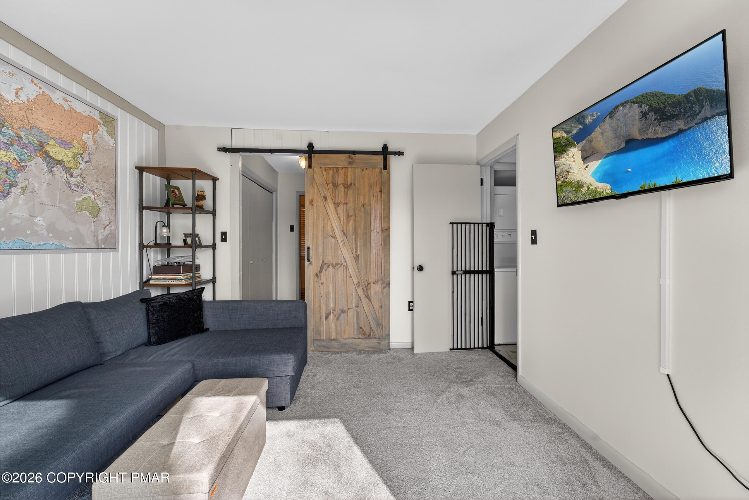 185 Salisbury Road Bushkill, PA 18324 - Photo 20 of 45 Den View 3