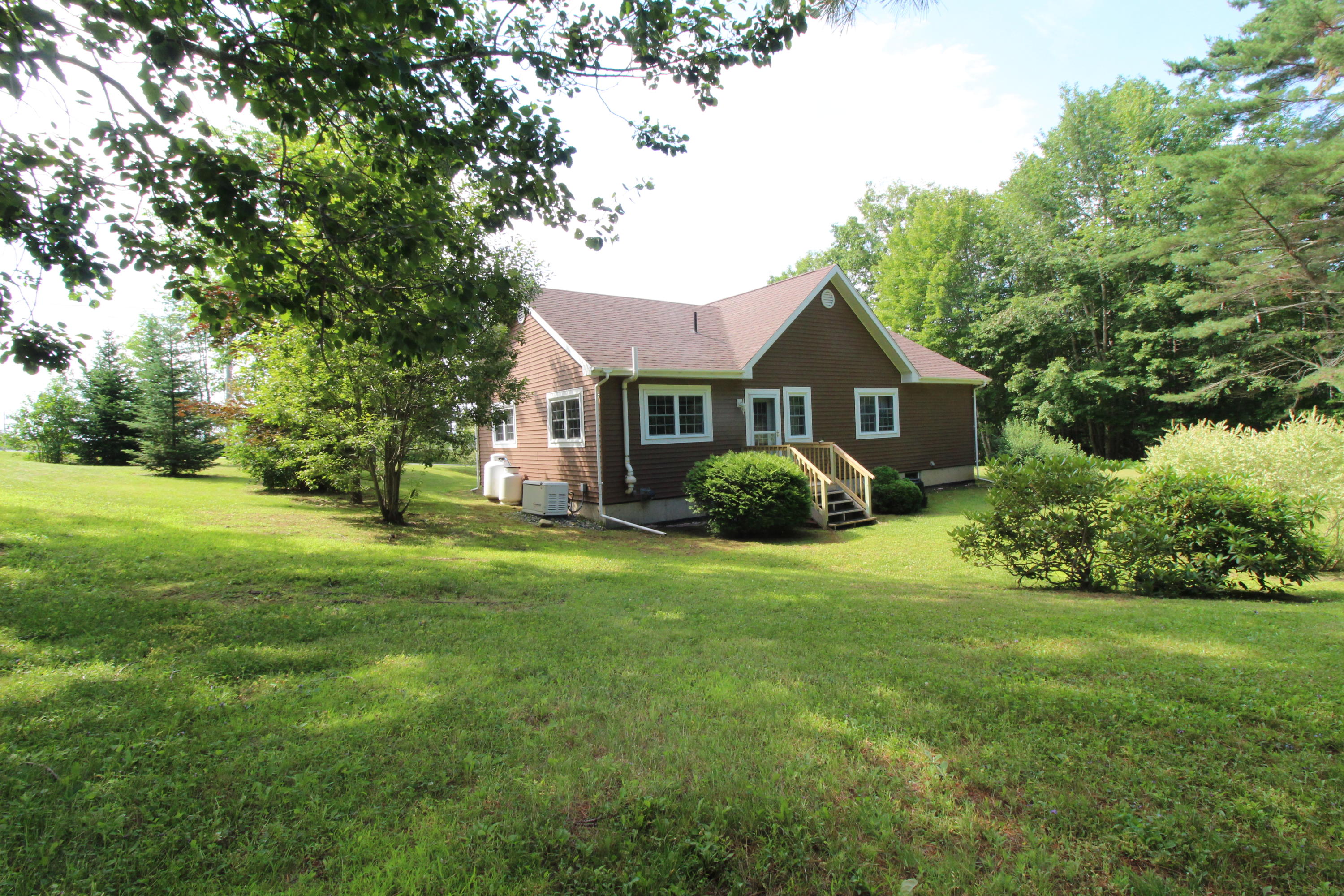 1 Tufts Road Belfast, ME 04915 - Photo 7 of 38 IMG_0311