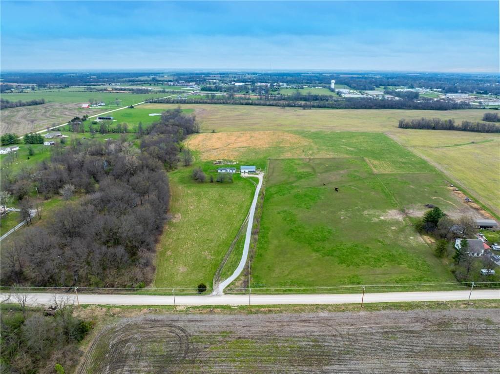 24237 Husk Road Brookfield, MO 64628 - Photo 2 of 39