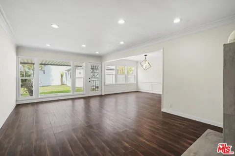 $1,254,000 | 5735 Bowesfield Street, Los Angeles, CA 90016