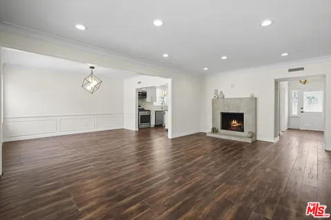 $1,254,000 | 5735 Bowesfield Street, Los Angeles, CA 90016