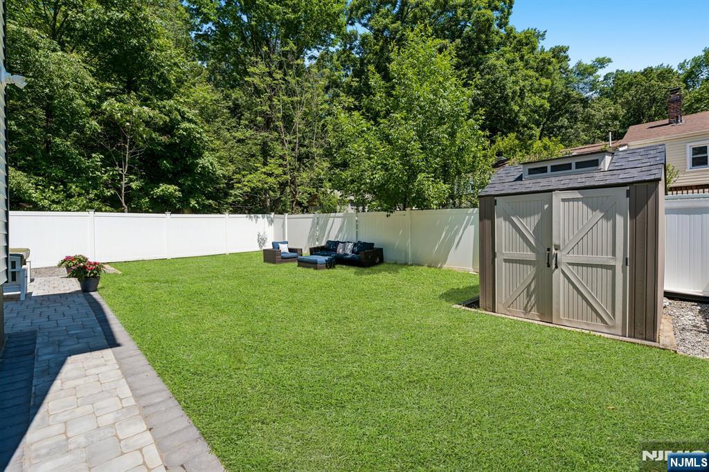 59 Sunnyside Road West Orange, NJ 07052 - Photo 27 of 28