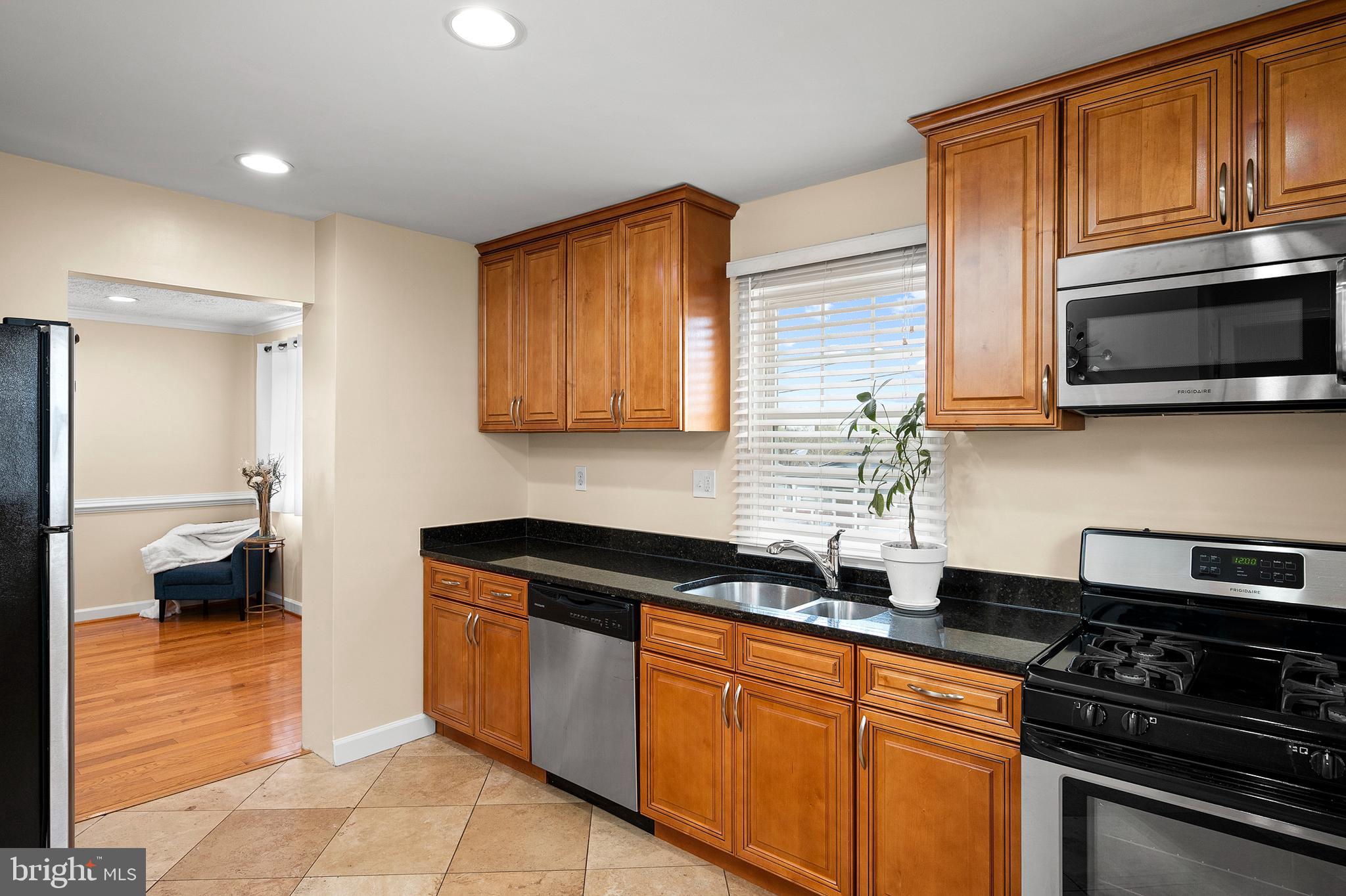 6115 Osborn Road Hyattsville, MD 20785 - Photo 7 of 36 Kitchen (alt view)