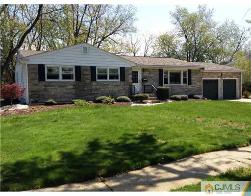 11 Kevin Road East Brunswick, NJ 08816 - Photo 1 of 15 Gallery Image 1