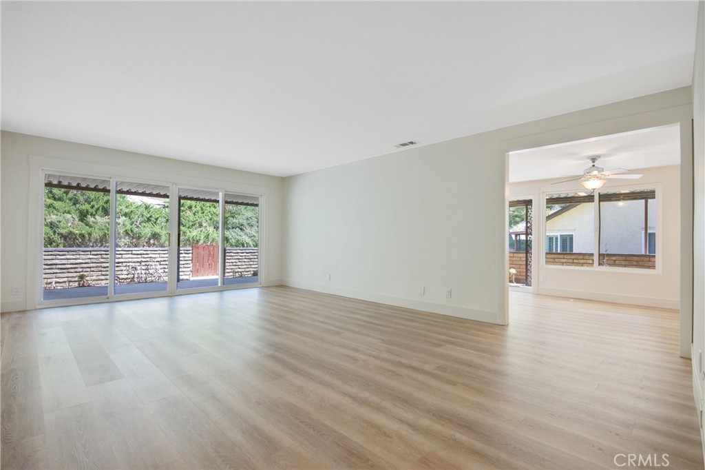 26574 Cardwick Court Newhall, CA 91321 - Photo 5 of 43 Family Room