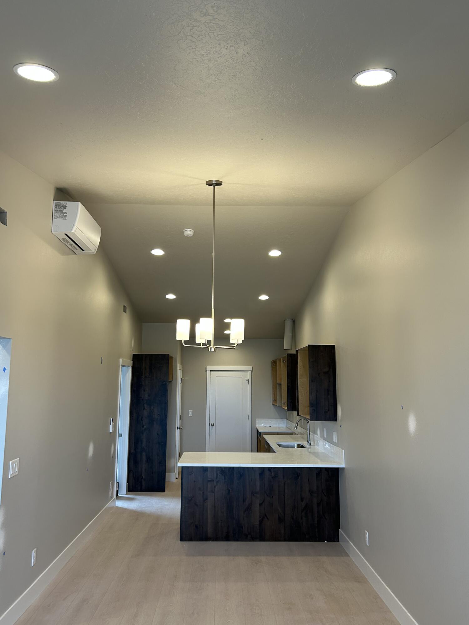3910 Southwest 39th Street, Unit LOT 40 Redmond, OR 97756 - Photo 17 of 26 Vaulted ceilings