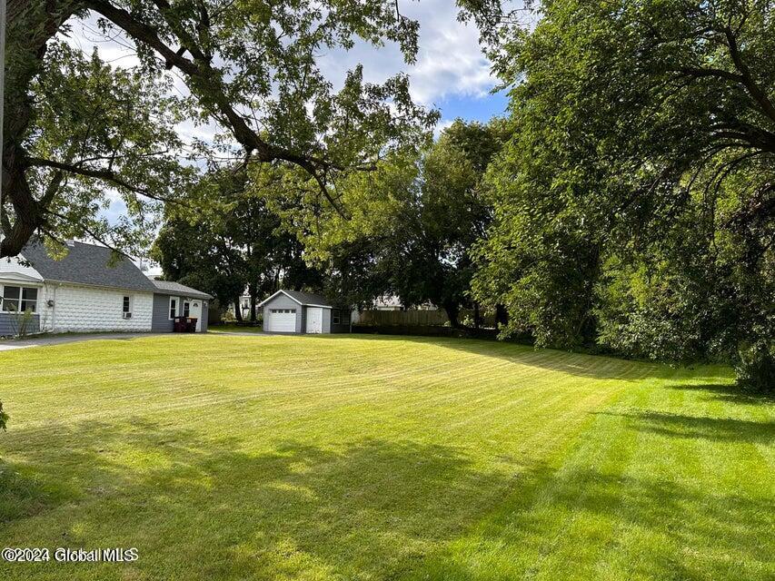 21 Osborne Road Colonie, NY 12205 - Photo 1 of 2 21 Osborne Rd Picture 2