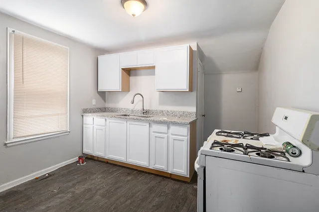 $109,900 | 4618 Alter Road, Detroit, MI 48215