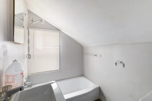 $109,900 | 4618 Alter Road, Detroit, MI 48215