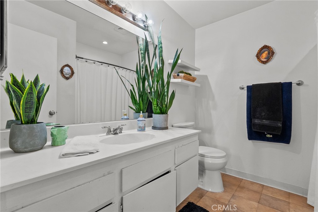 25736 Player Drive, Unit R4 Valencia, CA 91355 - Photo 23 of 50