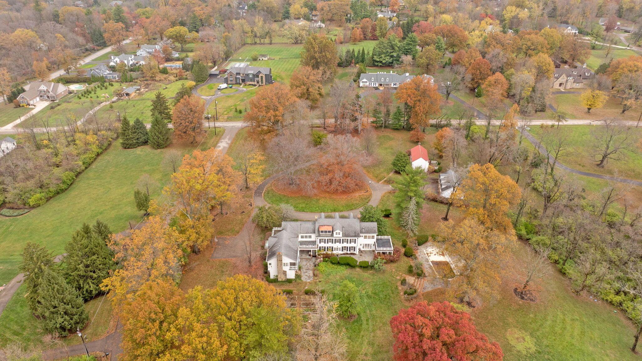 7805 Brill Road Cincinnati, OH 45243 - Photo 18 of 139 18-web-or-mls-7805BrillRoad_Hommati102 (