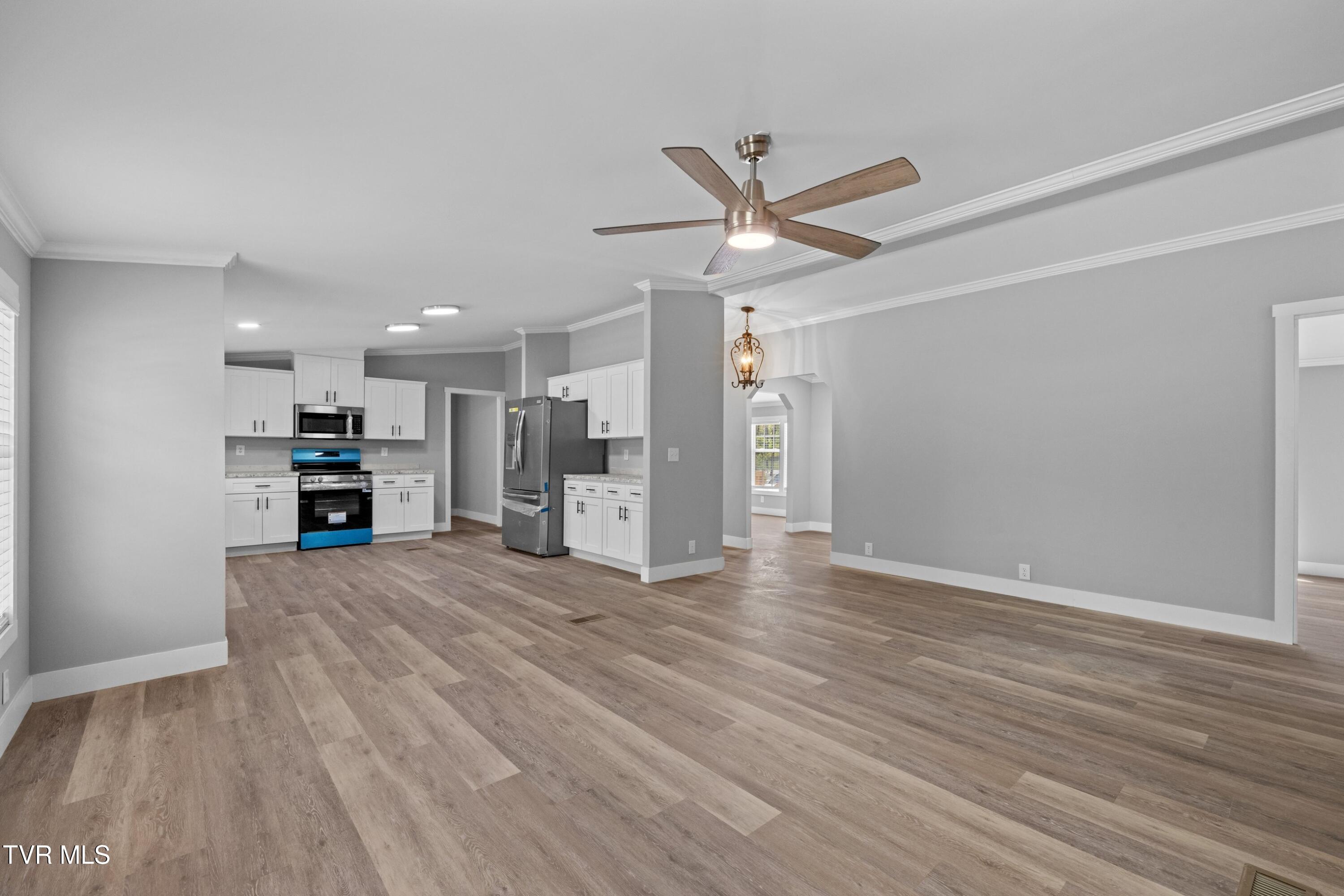 779 Silver City Road Whitesburg, TN 37891 - Photo 7 of 26 006-779SilverCityRoad-Whitesburg-TN-3789